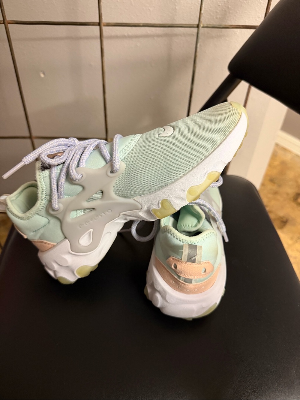 NIKE React Presto